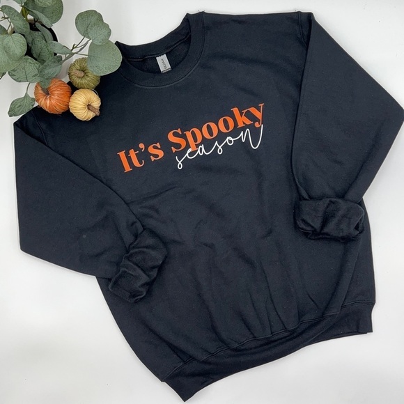 IT’S SPOOKY SEASON Black Crewneck Sweatshirt Halloween Haunted House NEW!! - Picture 1 of 4